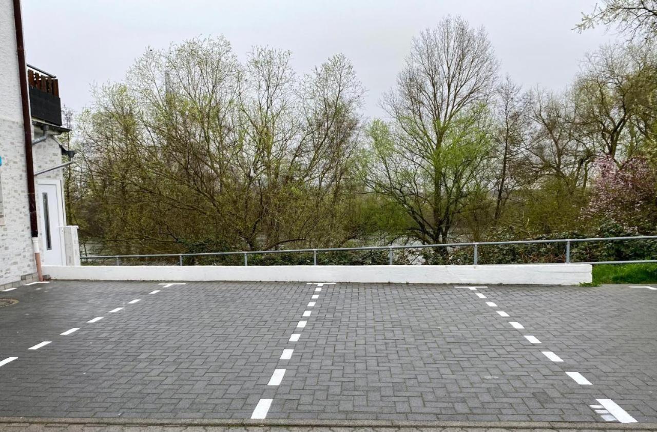 River View Near Frankfurt -- 3 Zimmer -- 4 Betten Und 1 Groesse Schlafcouch Hainburg Exterior foto